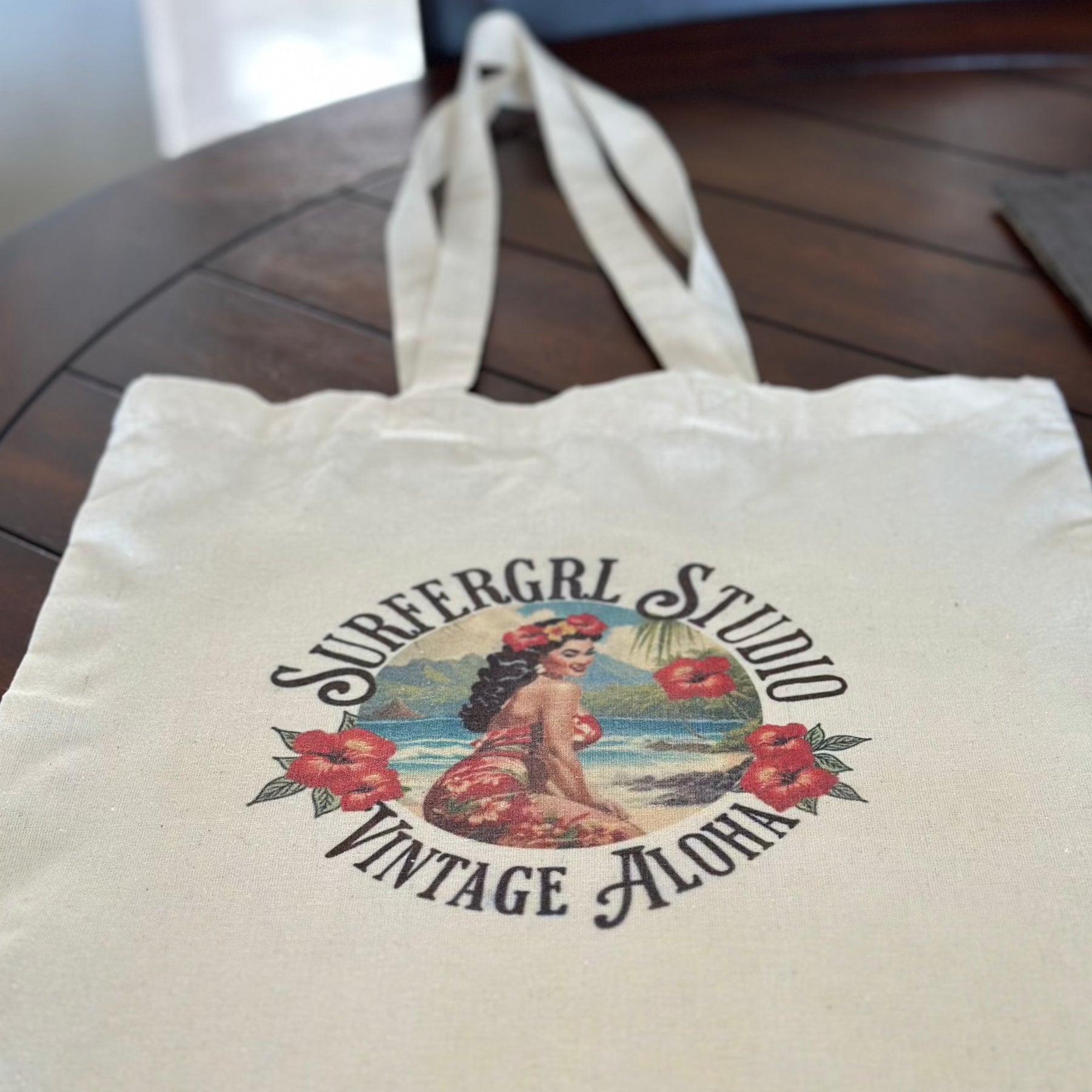Close up of bag - Vintage Aloha Cotton Tote Bag Hibiscus Honey