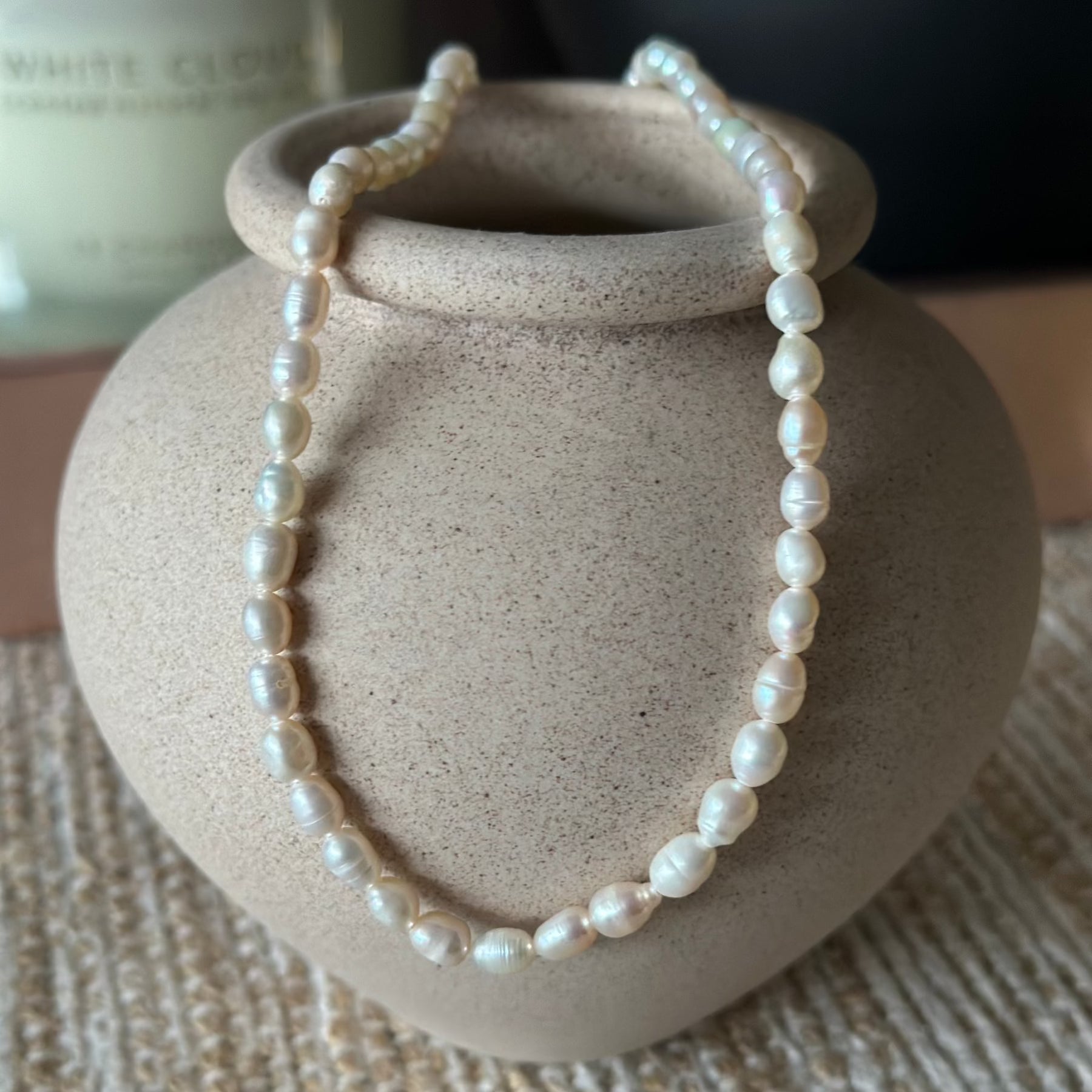 Close up - Kalalau Pearl Choker Necklace