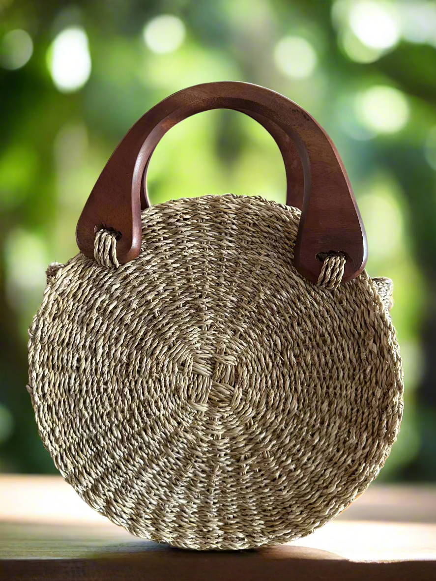 Heʻeia Seagrass Round Handbag