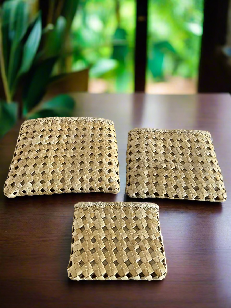 Hānai Luxe Lauhala Clutch Set