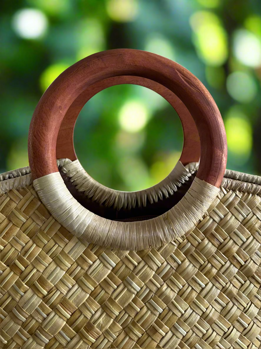 Kuilei Natural : Mini Luxe Lauhala Scoop Tote
